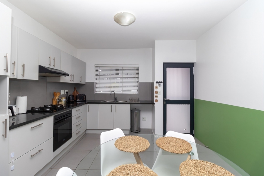2 Bedroom Property for Sale in Burgundy Estate Western Cape